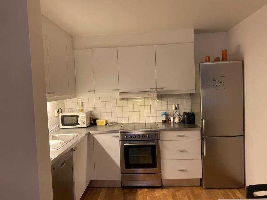 Leilighet Midt I Oslo Sentrum 2 Soverom Og Stue Luaran gambar